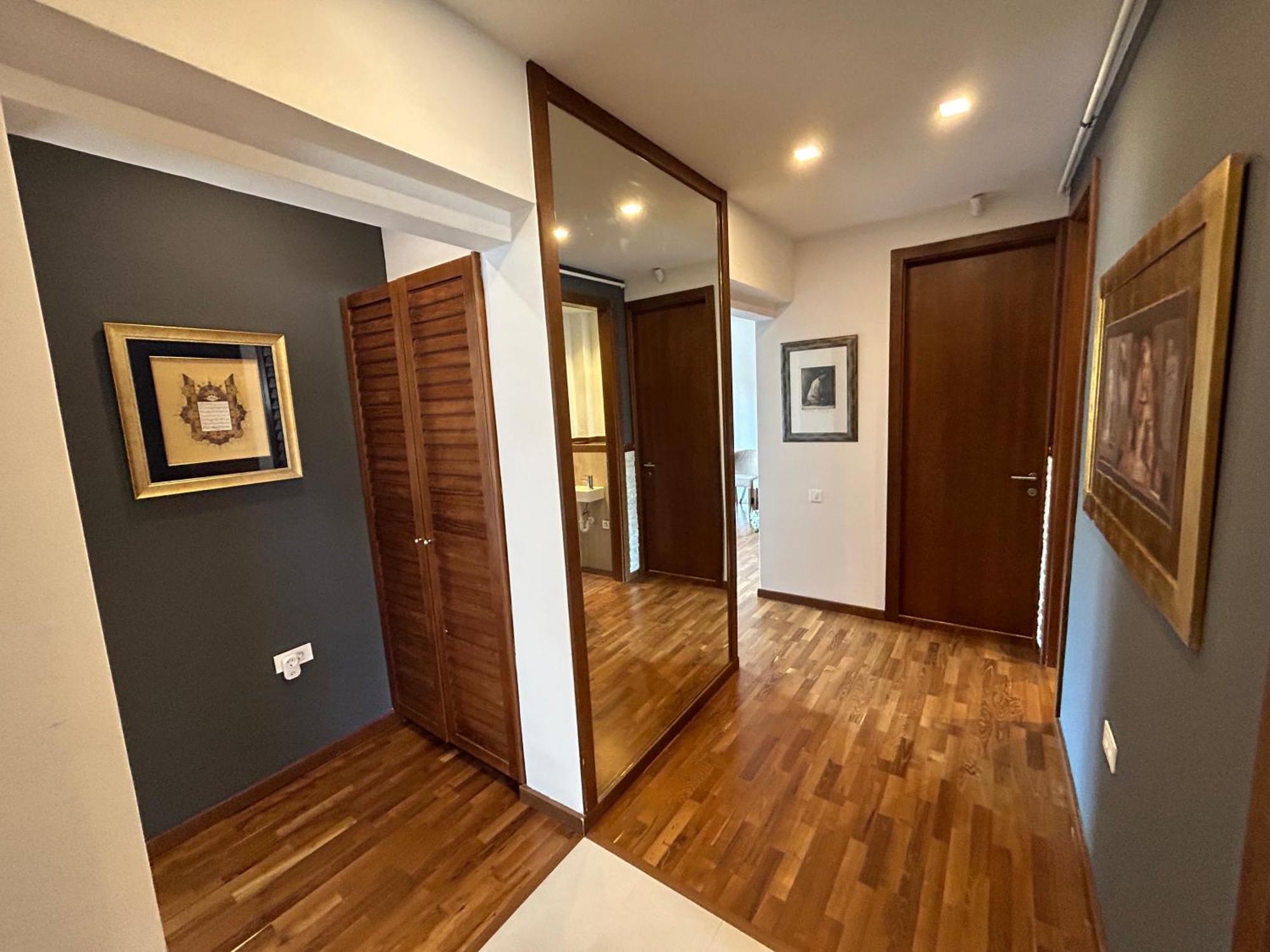 Swiss Town Apartment SJJ